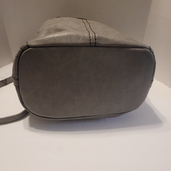 Scarleton Women's Grey Shoulder Handbag Tote Purse, Soft Vegan Leather Bag - Picture 7 of 10